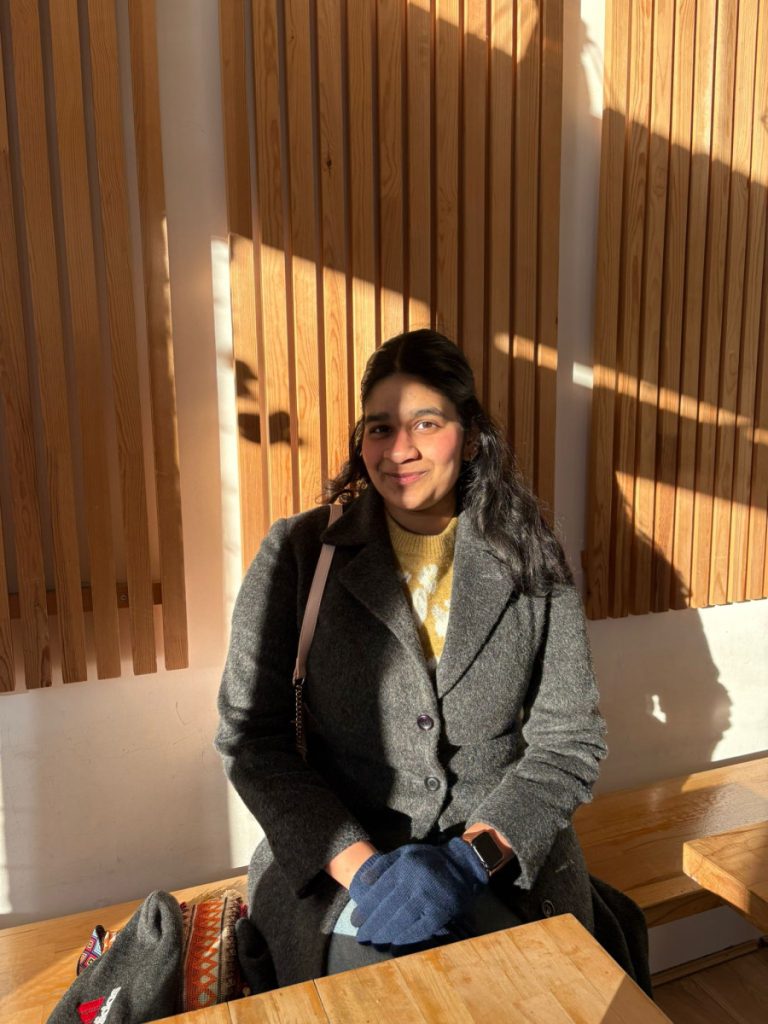 whatsapp image 2025 12 27 at 23.21.00